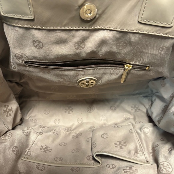 Tory Burch Nylon Tote Bag – Beige/Tan - Picture 5 of 13